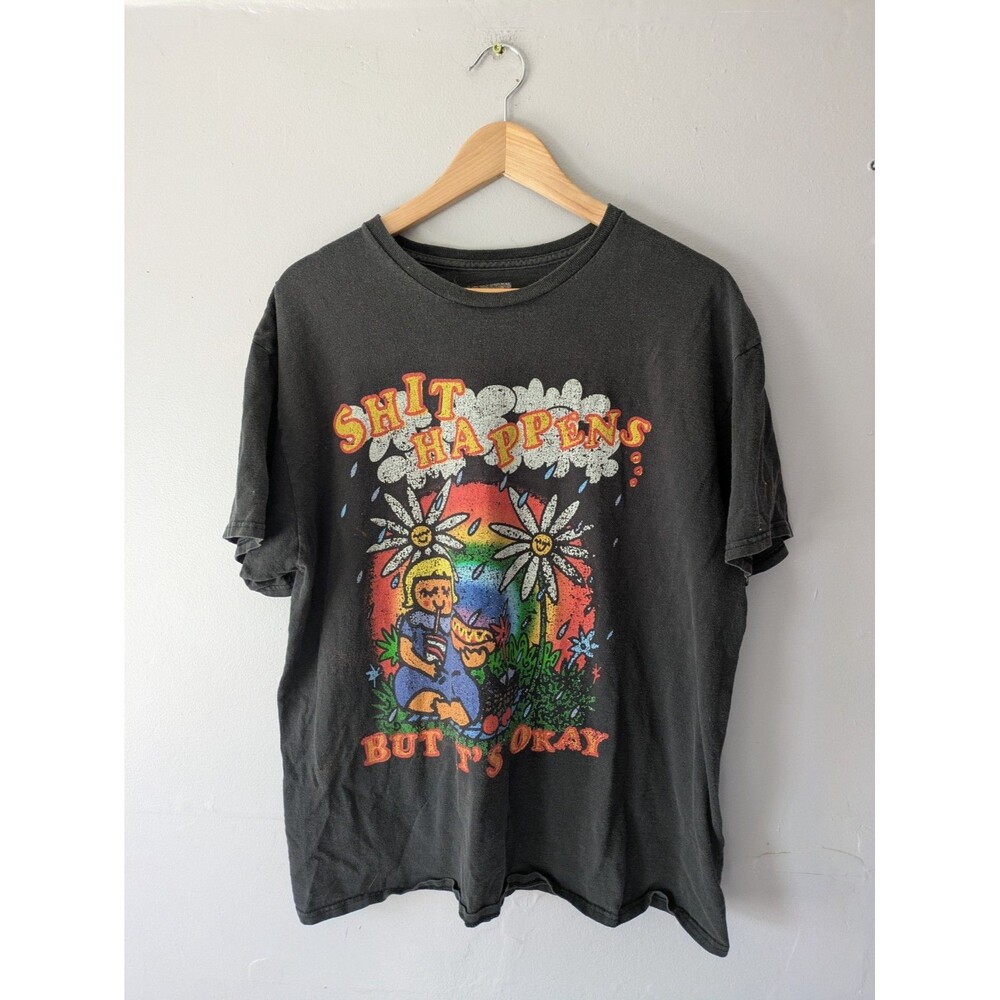 Sh*t Happens graphic t shirt, faded, distressed, teen hearts, floral size XL